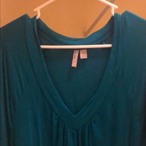 Old navy, teal, vneck, 3/4 sleeve shirt